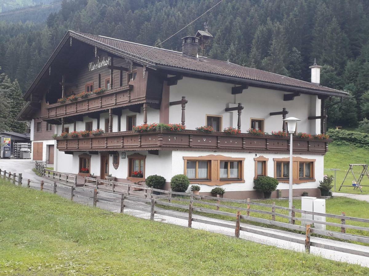 Nieslerhof Villa Mayrhofen Exterior foto